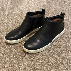 Sofft Slip On Black Booties 9.5
